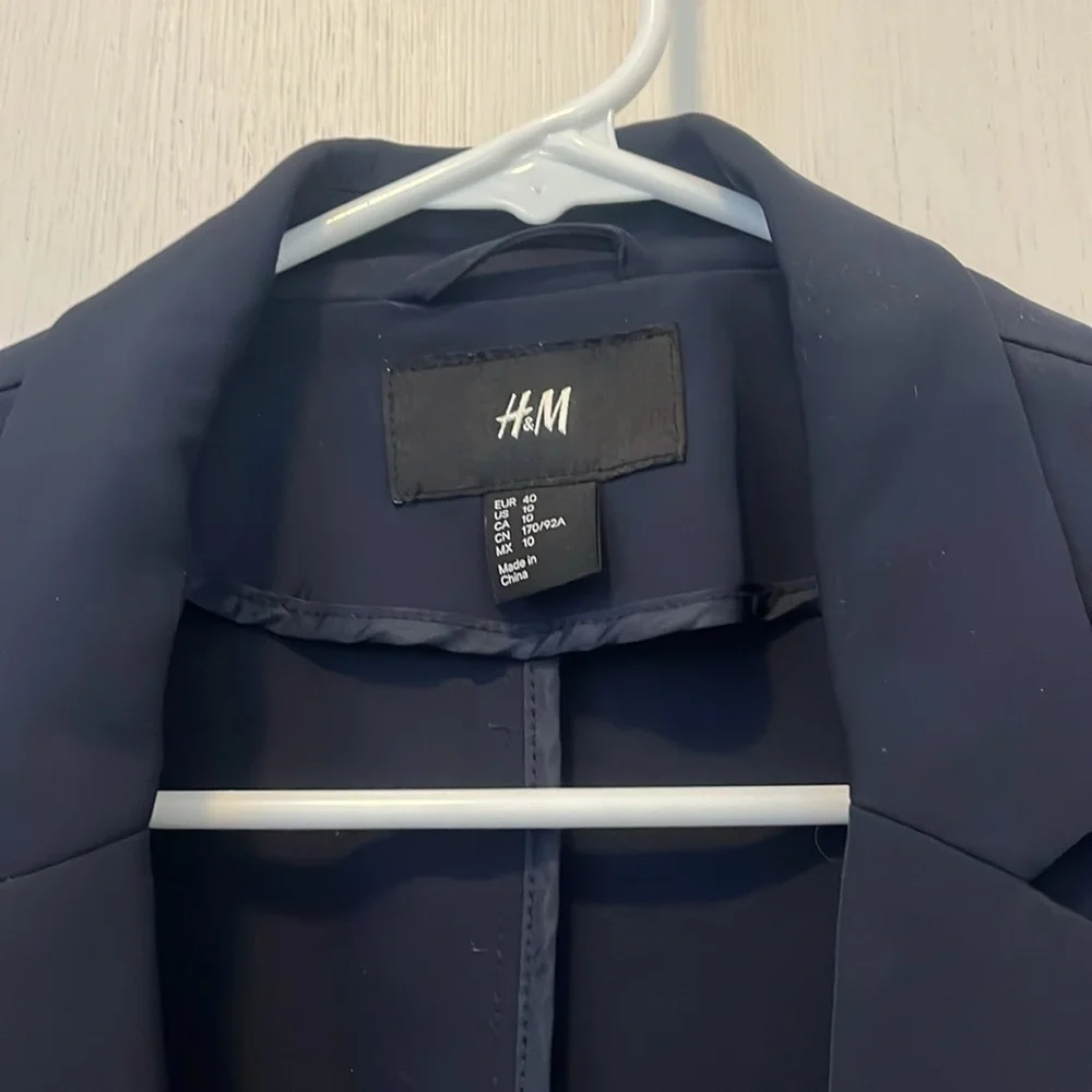 H& m navy blazer - Picture 3 of 4
